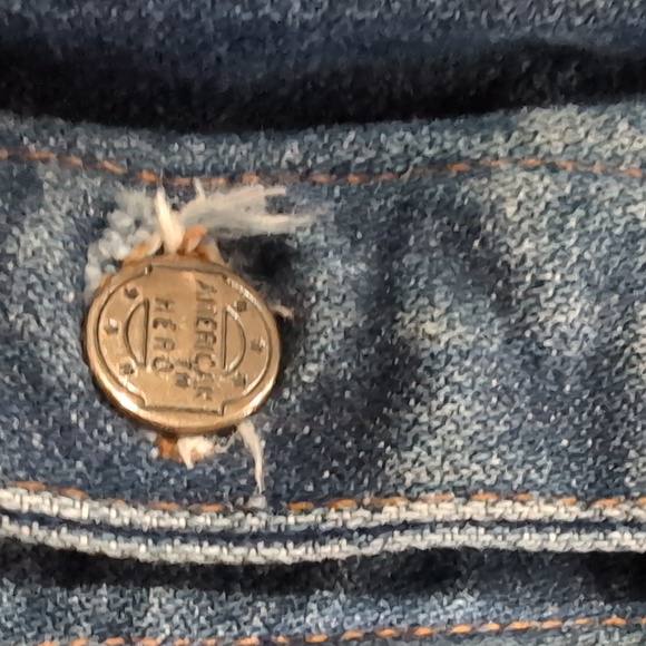 Vintage 80’s American Hero Distressed Denim Jean Jacket Size Medium - Picture 5 of 11